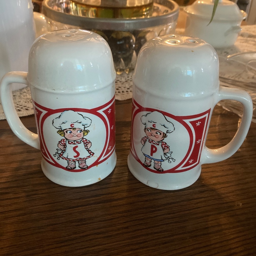 Campbell Soup salt and pepper shaker